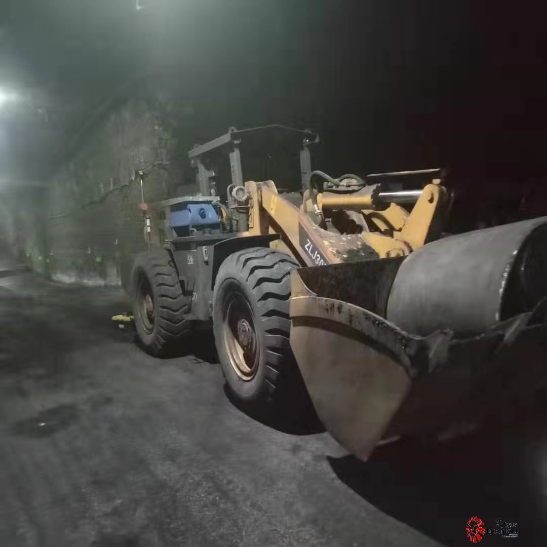 防爆裝載機